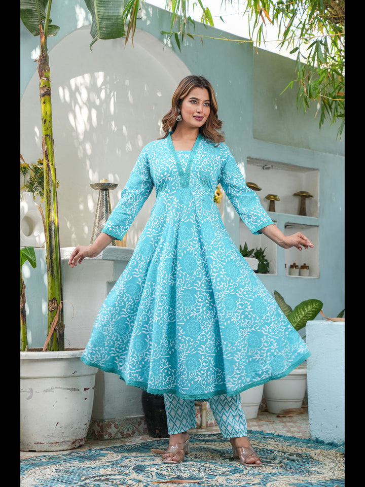 Green Printed Anarkali Cotton Kurta Bottom With Dupatta