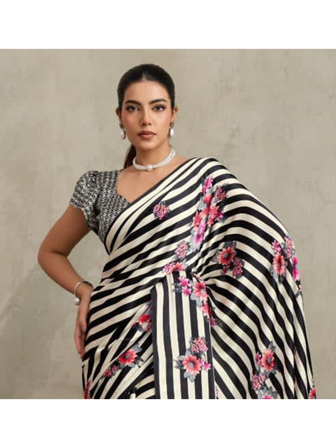 Floral Printed Satin Saree With Unstitched Blouse Piece