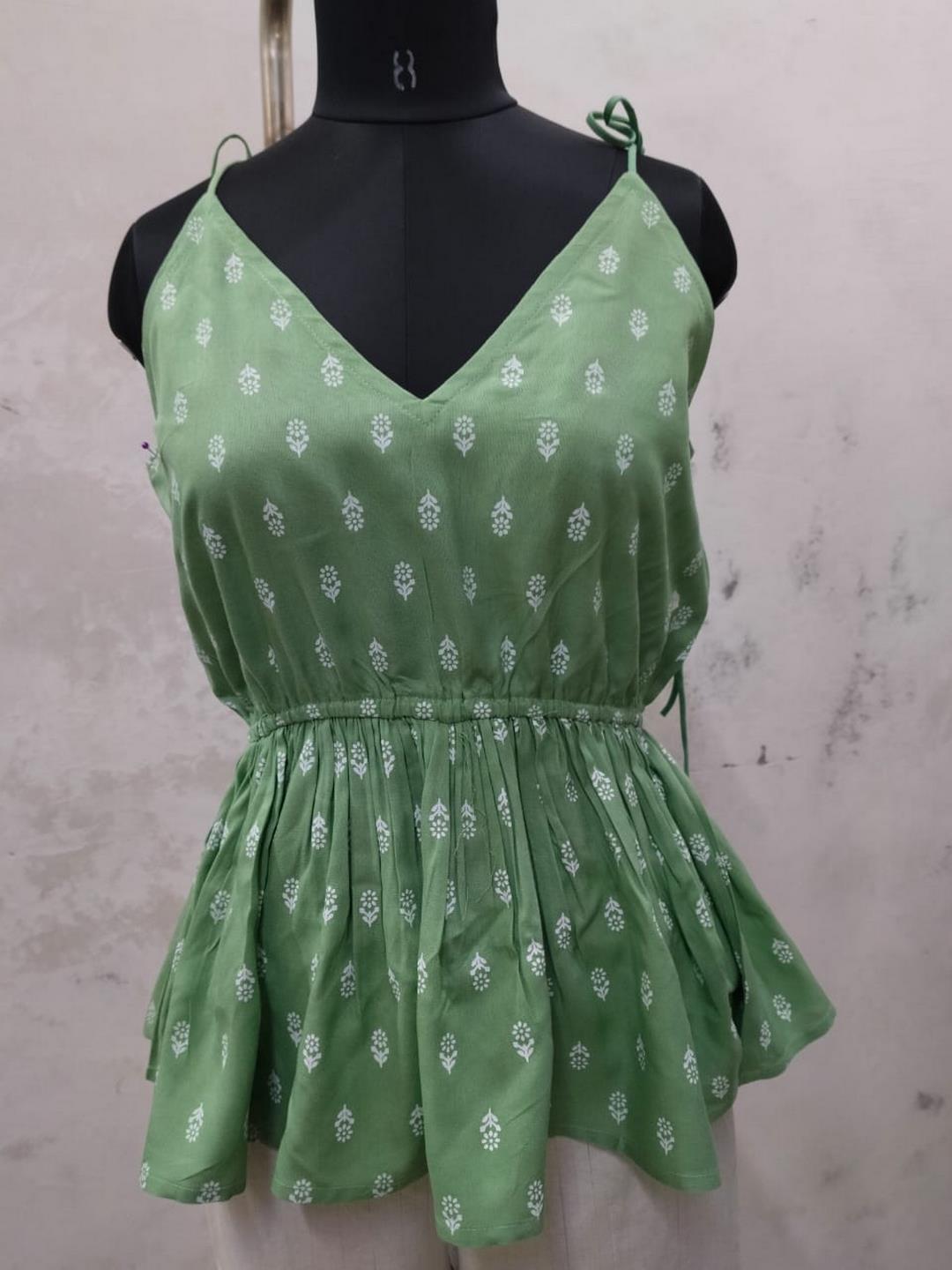 Pista Printed Rayon Short Peplum Top