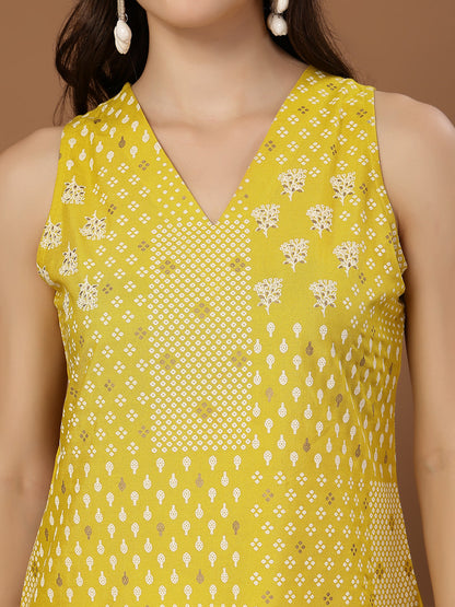 Women's Yellow Geometric Printed Rayon Straight Top