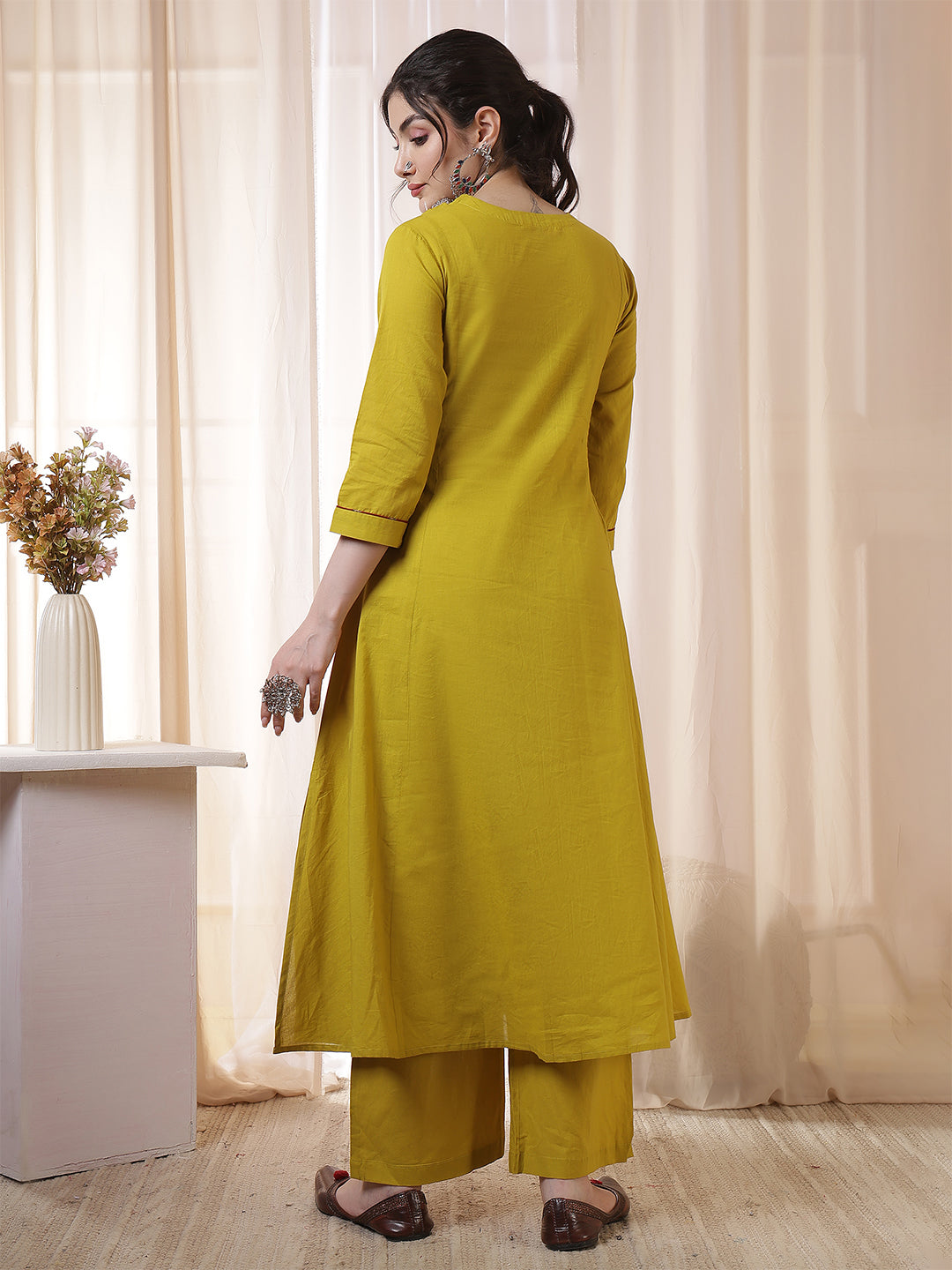Rayon Calf Length Solid 3/4 Sleeves V-Neck Flared Kurta Suit Set