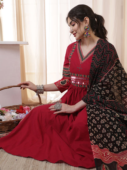 Rayon Calf Length Solid 3/4 Sleeves V Neck Flared Kurta Suit Set With Dupatta