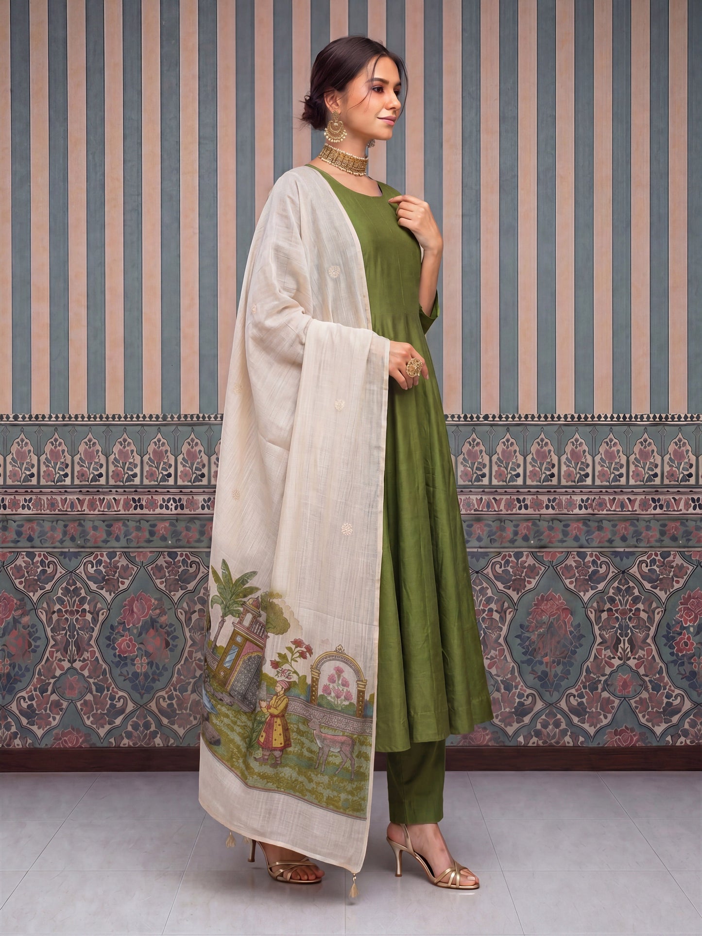 Mul Chanderi Anarkali Kurta Pant Dupatta Set