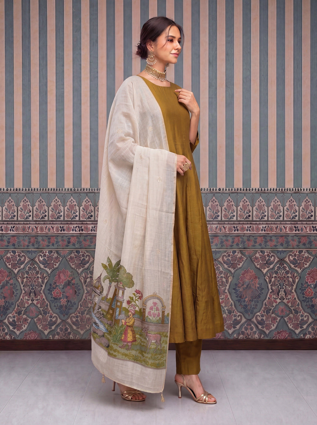 Mul Chanderi Anarkali Kurta Pant Dupatta Set
