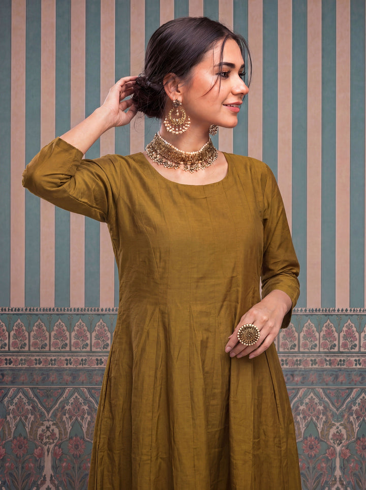 Mul Chanderi Anarkali Kurta Pant Dupatta Set