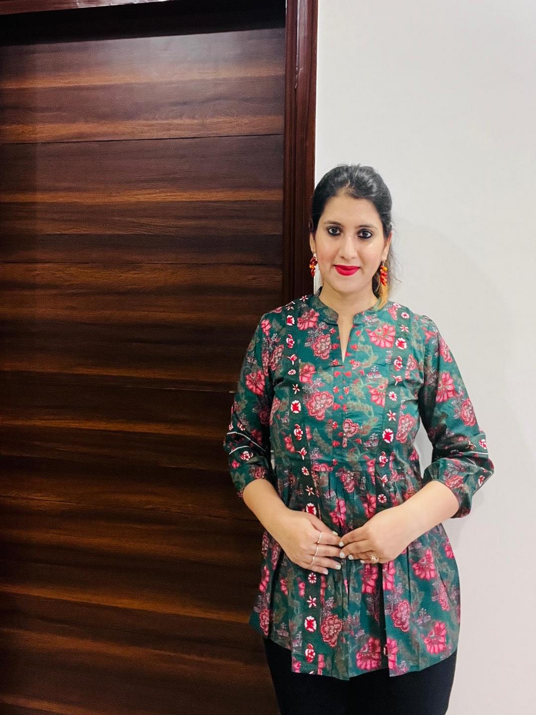 Printed Mandarin Collar Three-Quarter Sleeves Top (kimayra) (Preorder)