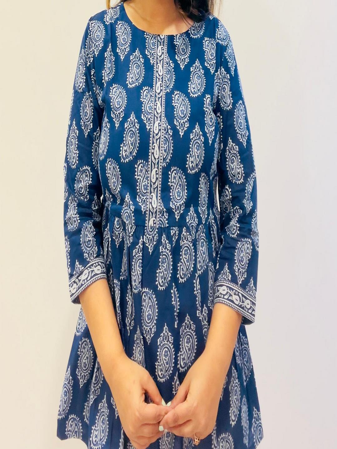 Printed Round Neck Three-Quarter Sleeves Top (Kimayra) (Preorder)