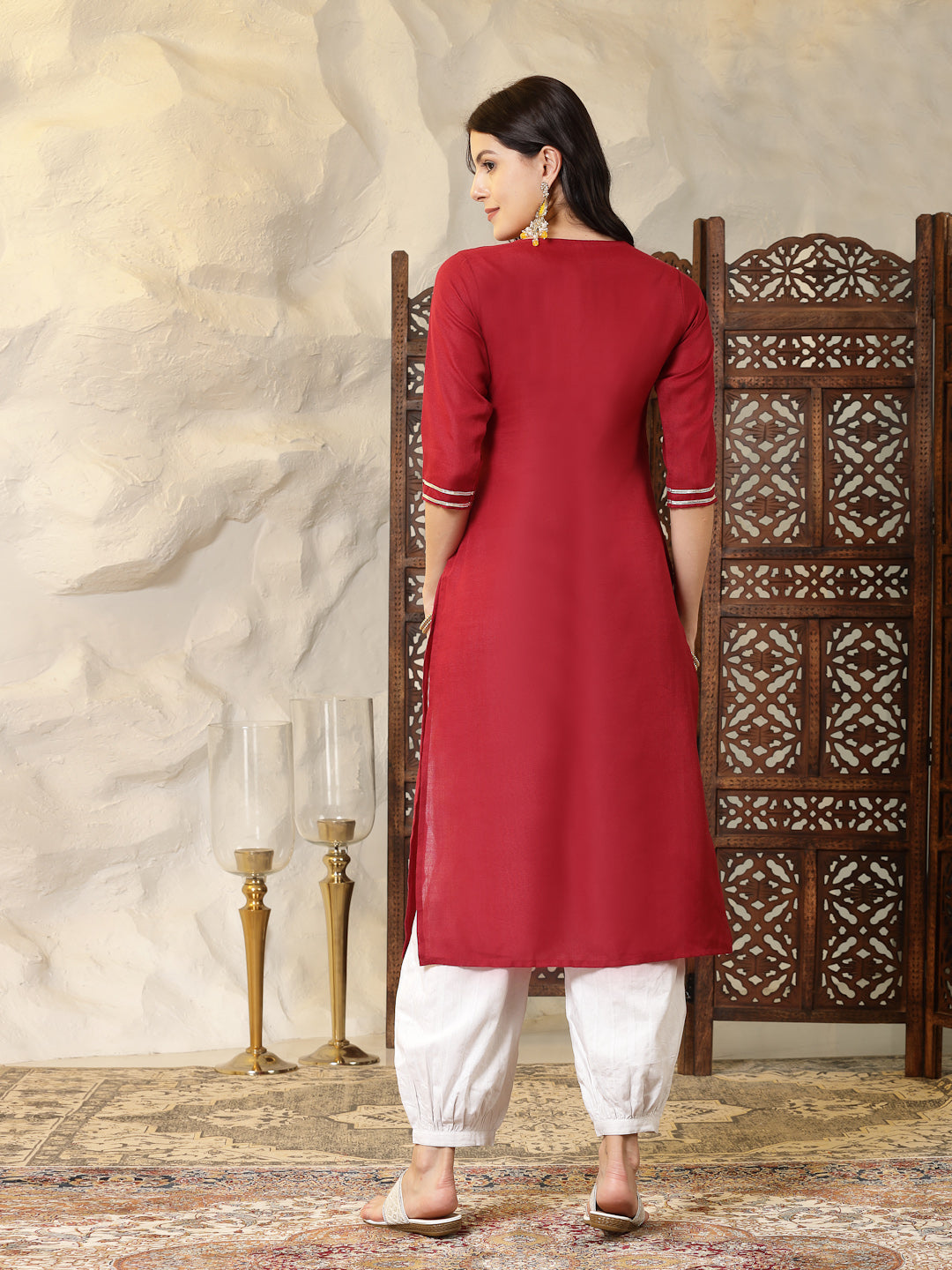 Self Designed Cotton Blend Straight Kurta