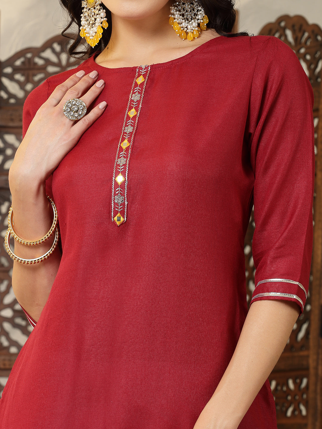 Self Designed Cotton Blend Straight Kurta