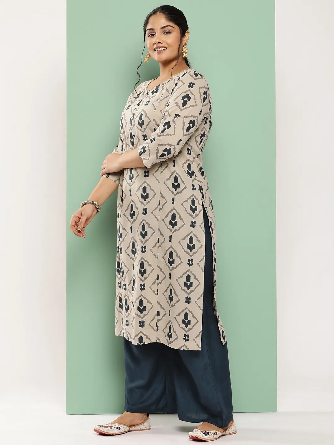 Beige & Navy Blue Printed Pure Cotton Plus Size Kurta
