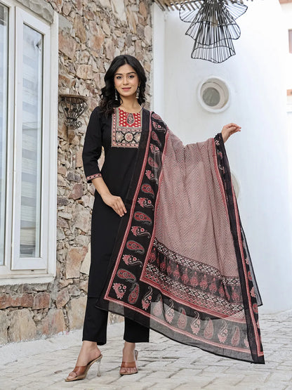 Women's Black Cotton Black Cotton Sequins Work Straight Kurta Set by Yufta, suitable for wholesale buyers, boutiques, retailers, resellers and bulk fashion orders from Trendphoria