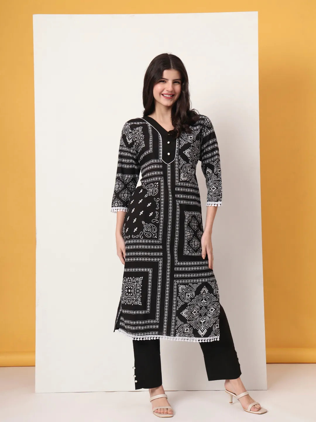 Women's Black Cotton Black Cotton Straight Kurta Set by Yufta, suitable for wholesale buyers, boutiques, retailers, resellers and bulk fashion orders from Trendphoria