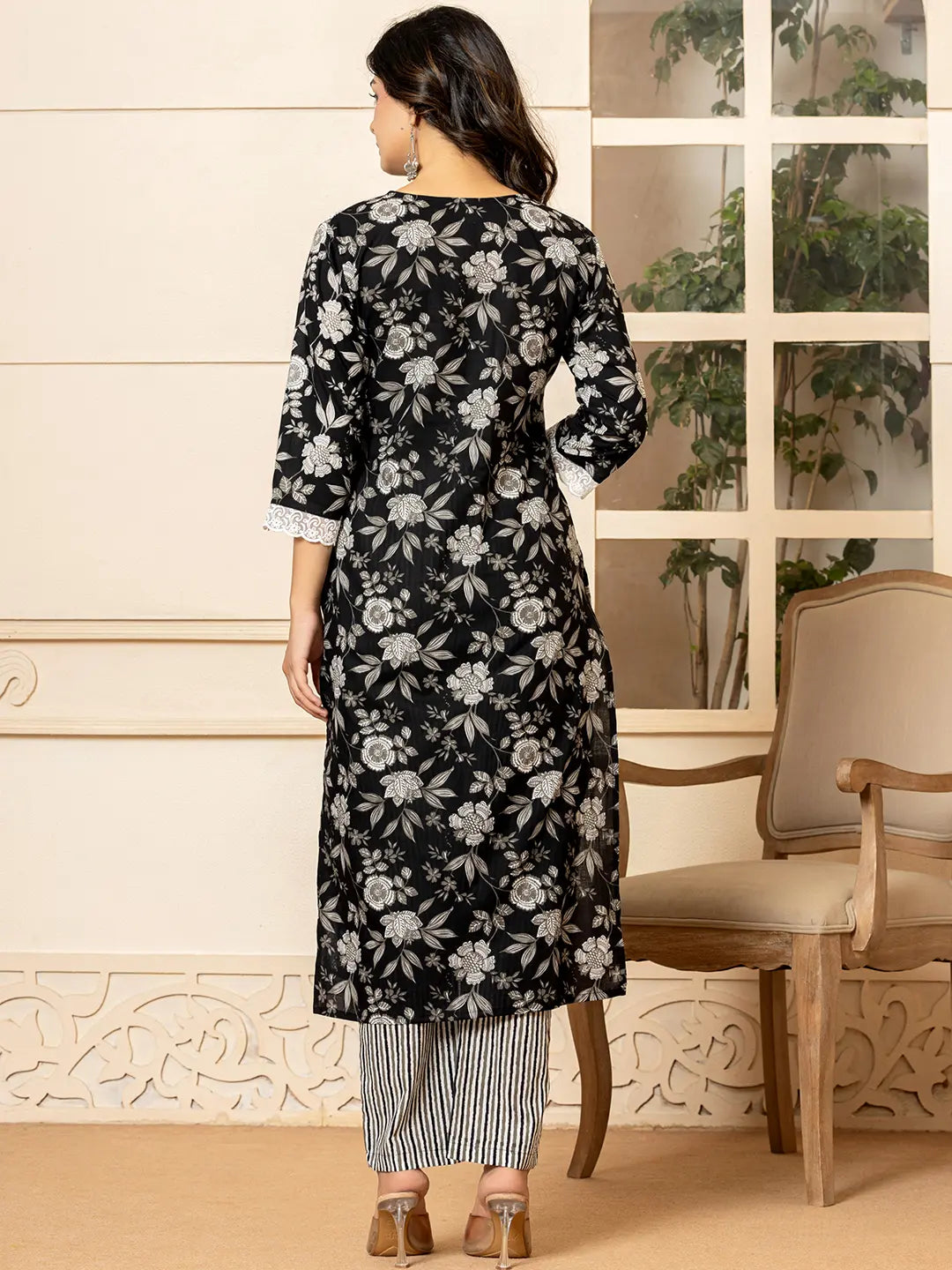 Black Embroidered Kurta Dupatta Set