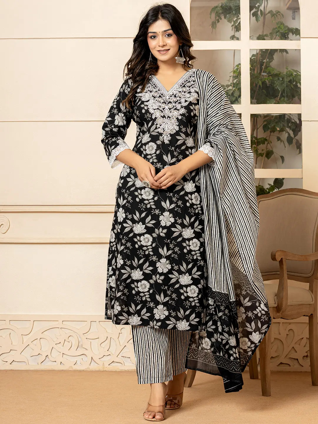 Women's Black Cotton Black Embroidered Kurta Dupatta Set by Yufta, suitable for wholesale buyers, boutiques, retailers, resellers and bulk fashion orders from Trendphoria