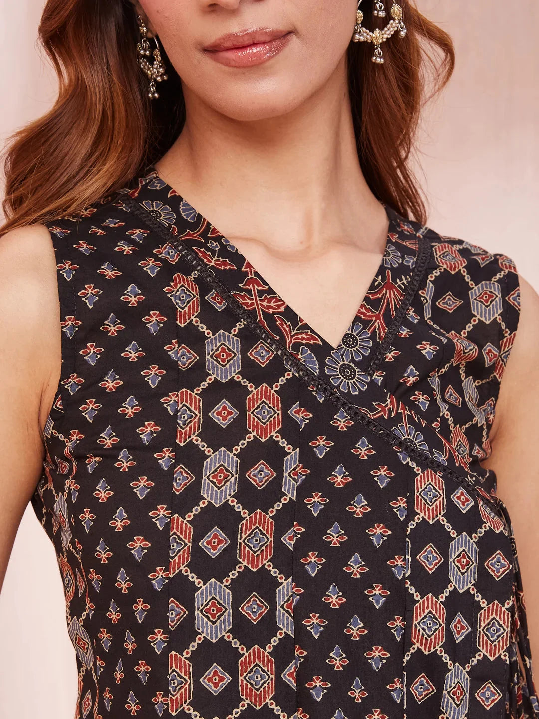 Black Ethnic Motifs Straight Kurta Trouser Set