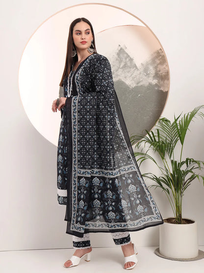 Black Floral Print Pakistani Style Kurta Trouser And Dupatta Set