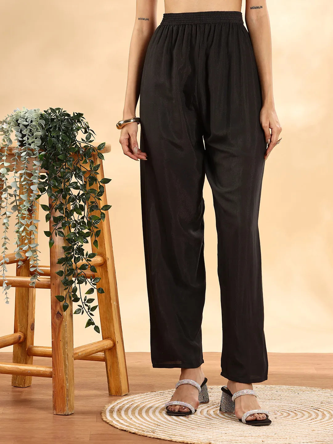 Black Silk Crepe Cut Dana Work Straight Kurta Dupatta Pant Set