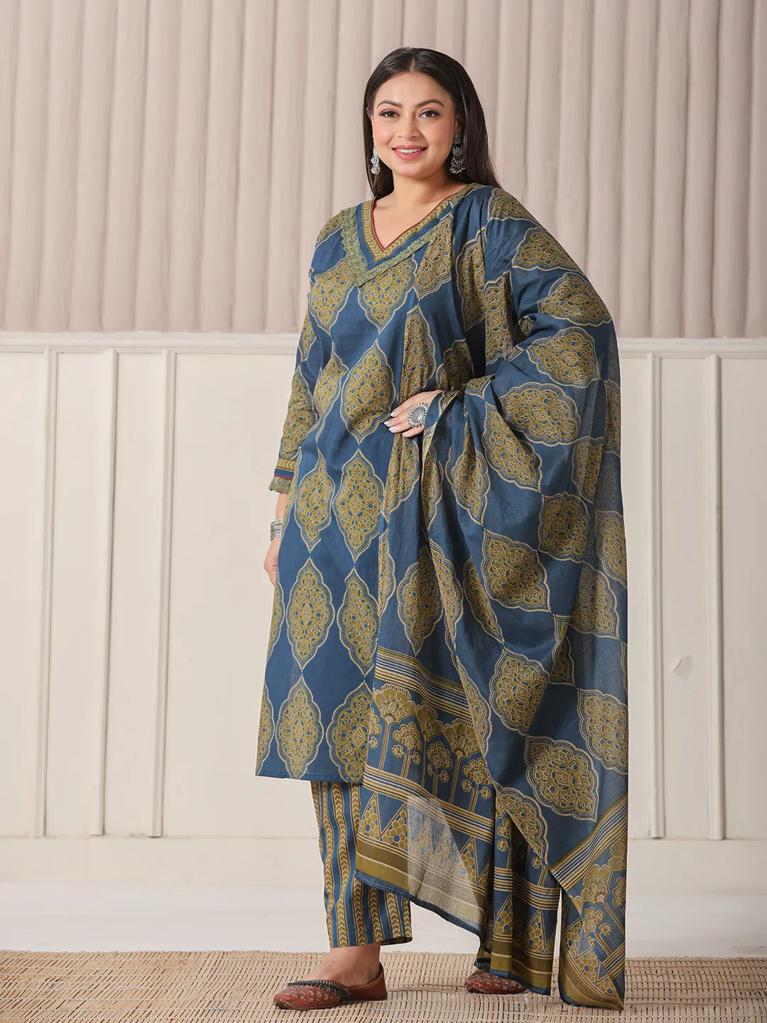 Block Print Cotton Lace Work Plus Size Kurta Set With Pant &amp; Dupatta