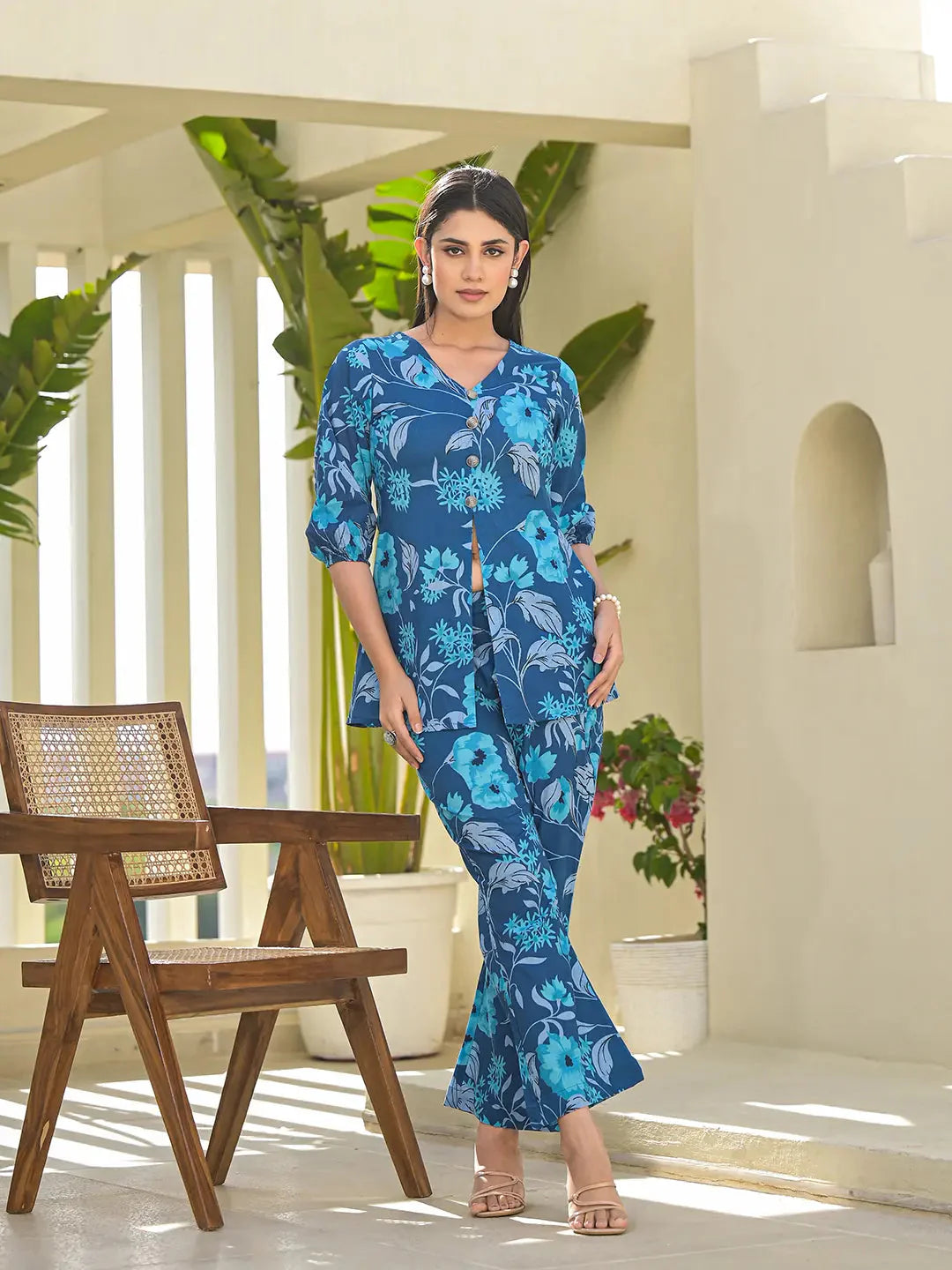 Women's Blue Cotton Blue Cotton Ethnic Motifs Print Co Ord Set by Yufta, suitable for wholesale buyers, boutiques, retailers, resellers and bulk fashion orders from Trendphoria