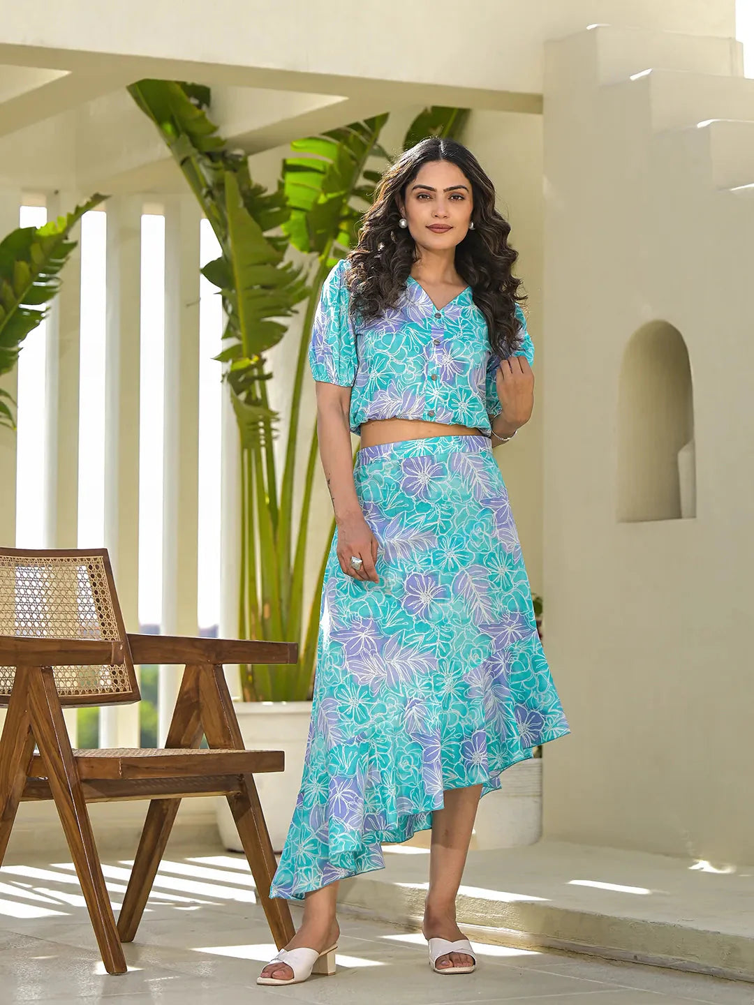 Women's Blue Cotton Blue Cotton Floral Print Co Ord Set by Yufta, suitable for wholesale buyers, boutiques, retailers, resellers and bulk fashion orders from Trendphoria