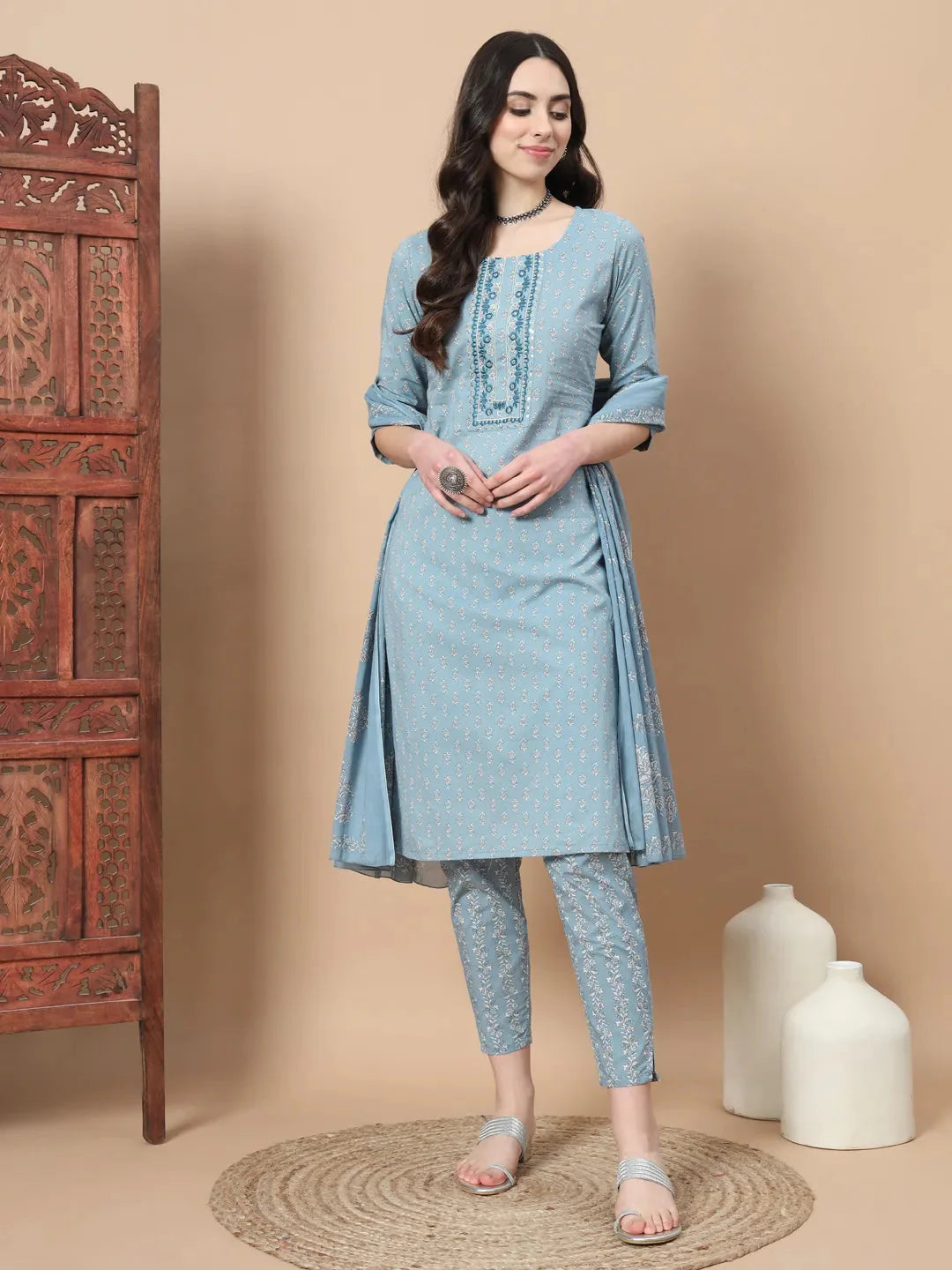 Blue Ethnic Motifs Thread Work Straight Kurta Trouser And Dupatta Set