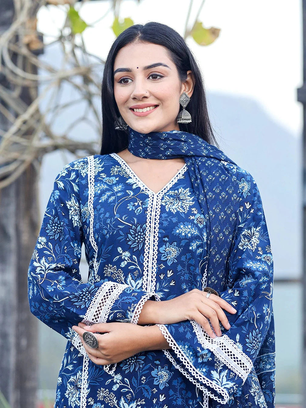 Blue Pure Cotton Kurta Dupatta Set With Thread Work Detailing