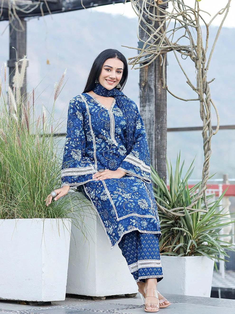 Blue Pure Cotton Kurta Dupatta Set With Thread Work Detailing