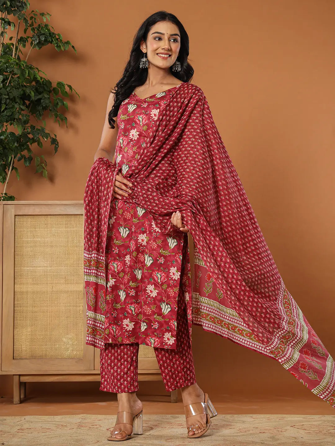 Burgundy Cotton Sleeveless Kurta Dupatta Set