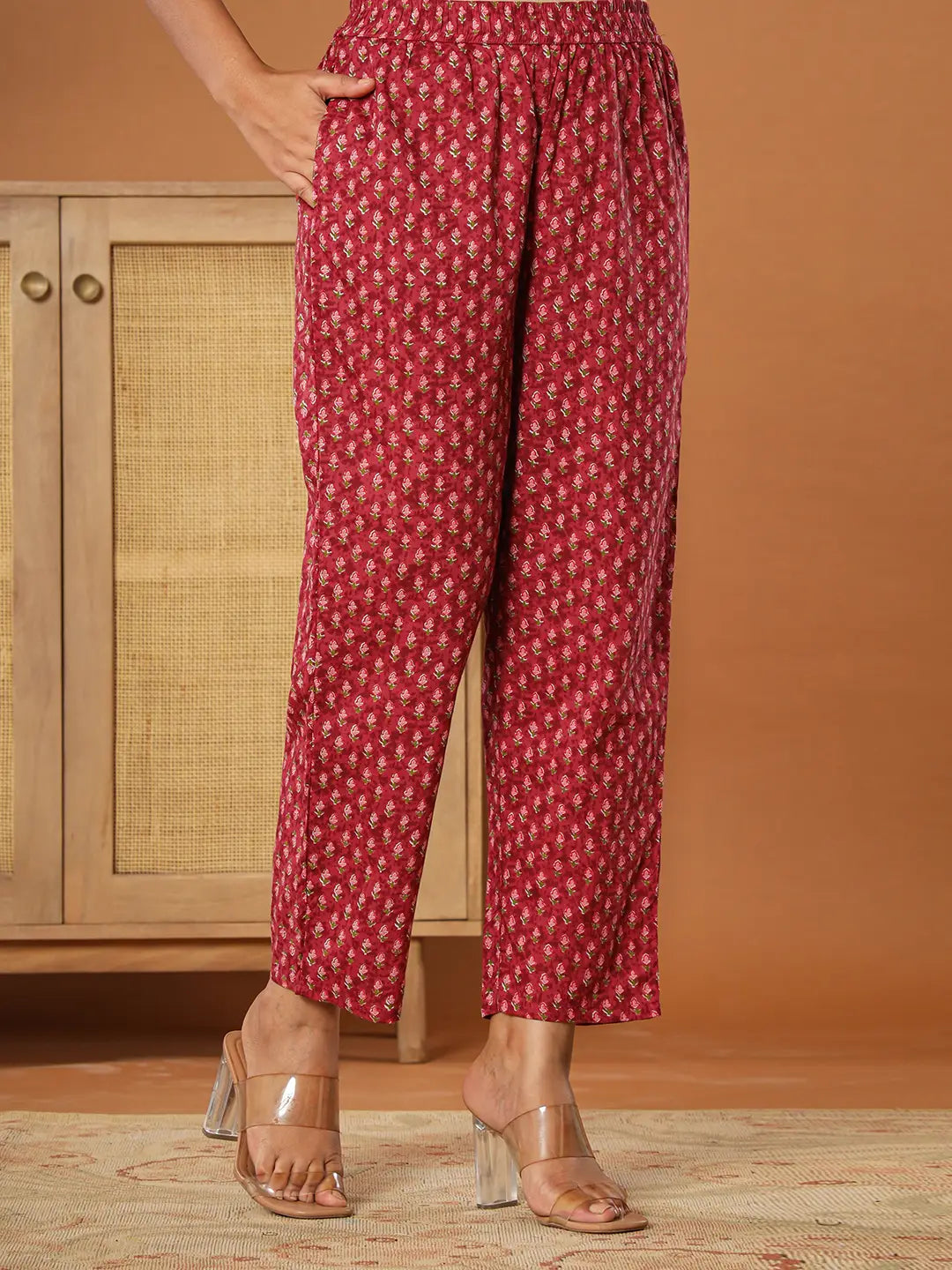 Burgundy Cotton Sleeveless Kurta Dupatta Set