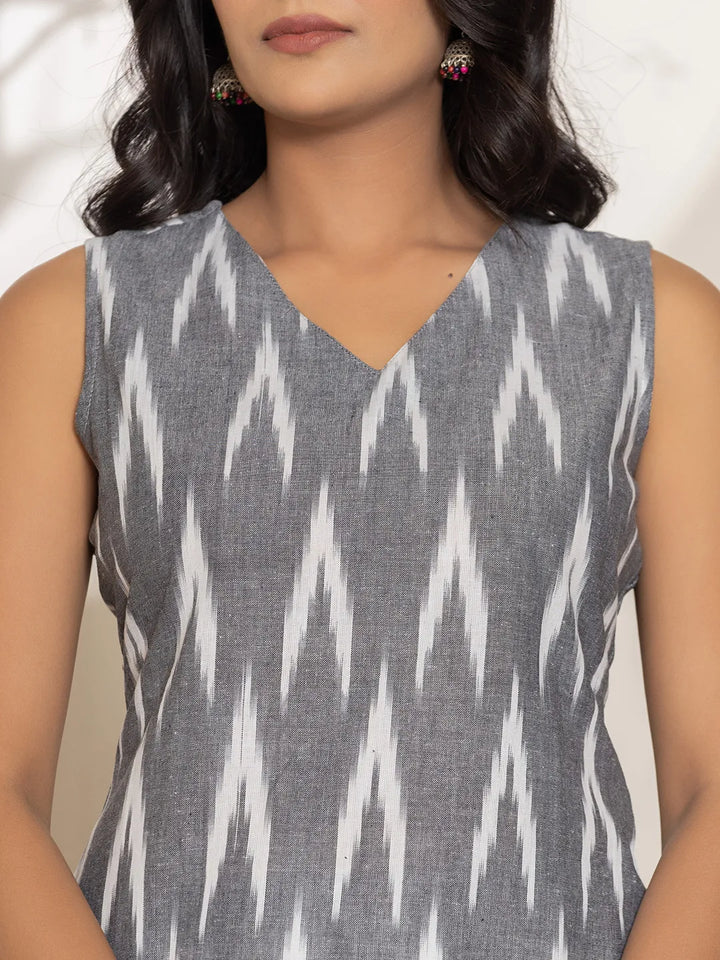 Cotton Grey Ikat Print Kurta Dupatta Set