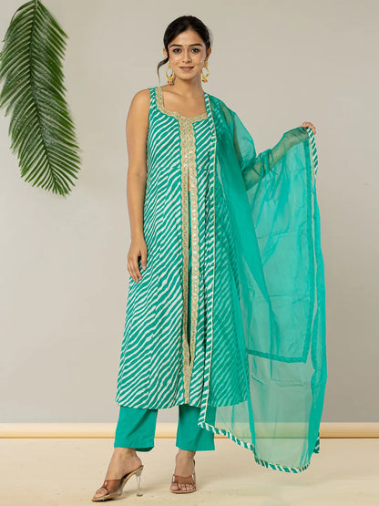 Women's Teal Cotton Cotton Leheriya Kurta Dupatta Pant Set by Yufta, suitable for wholesale buyers, boutiques, retailers, resellers and bulk fashion orders from Trendphoria