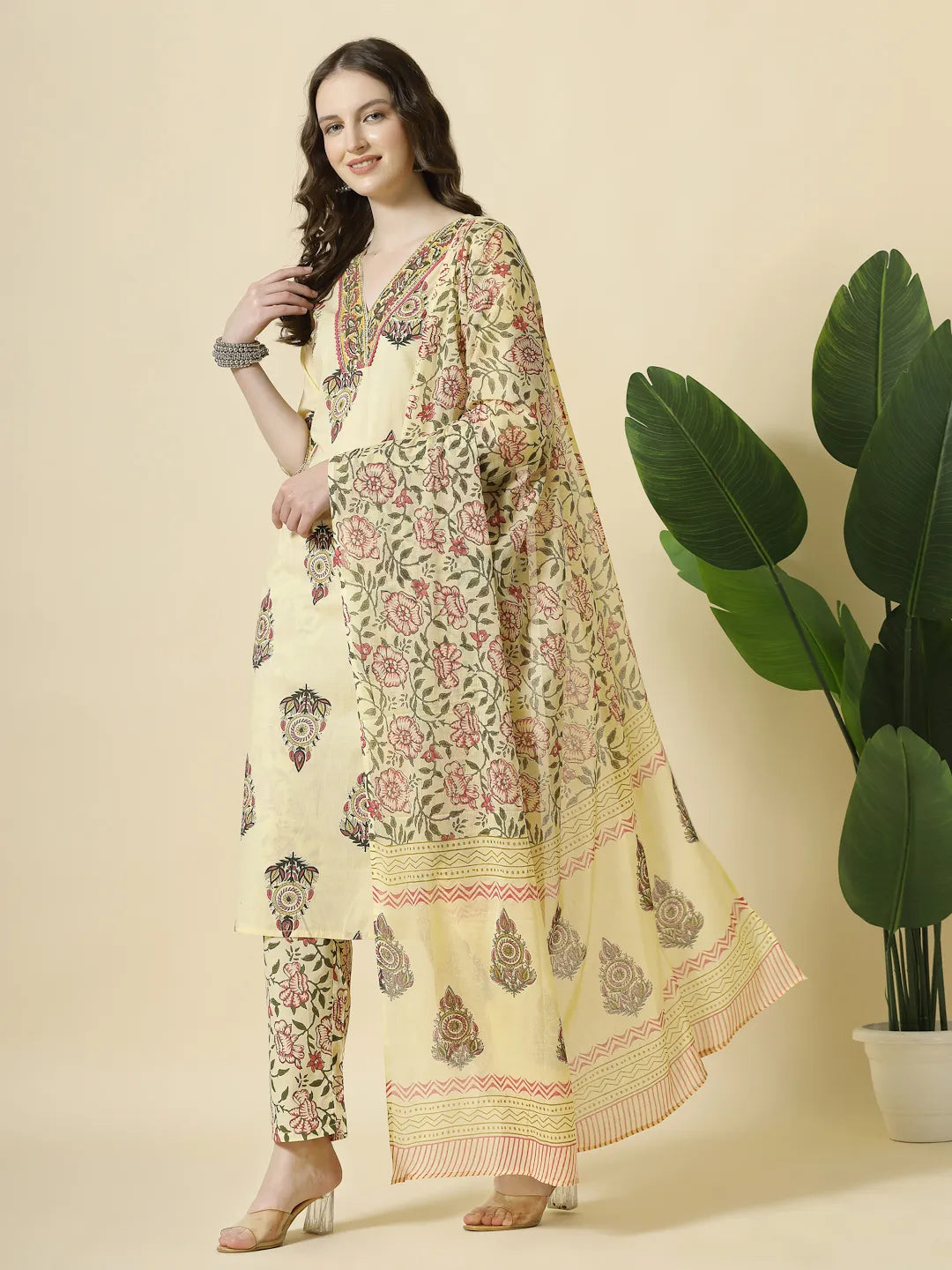 Cream Cotton Cut Dana Work Kurta Set With Pant & Dupatta