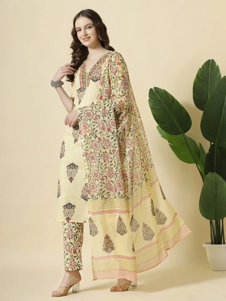 Cream Cotton Cut Dana Work Kurta Set With Pant &amp; Dupatta