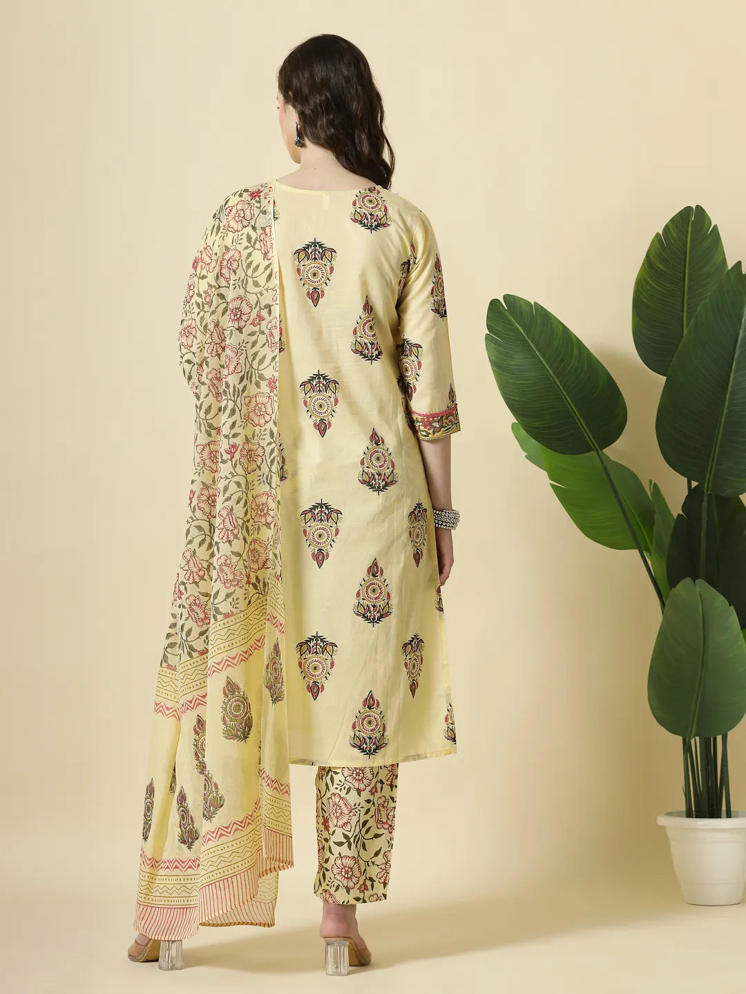 Cream Cotton Cut Dana Work Kurta Set With Pant & Dupatta