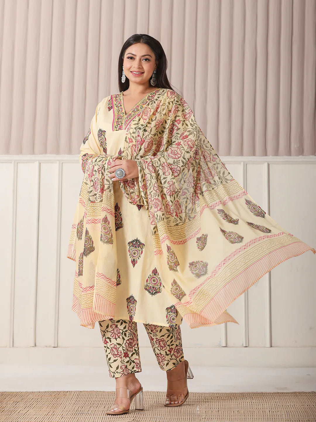 Cream Cotton Cut Dana Work Plus Size Kurta Set With Pant &amp; Dupatta