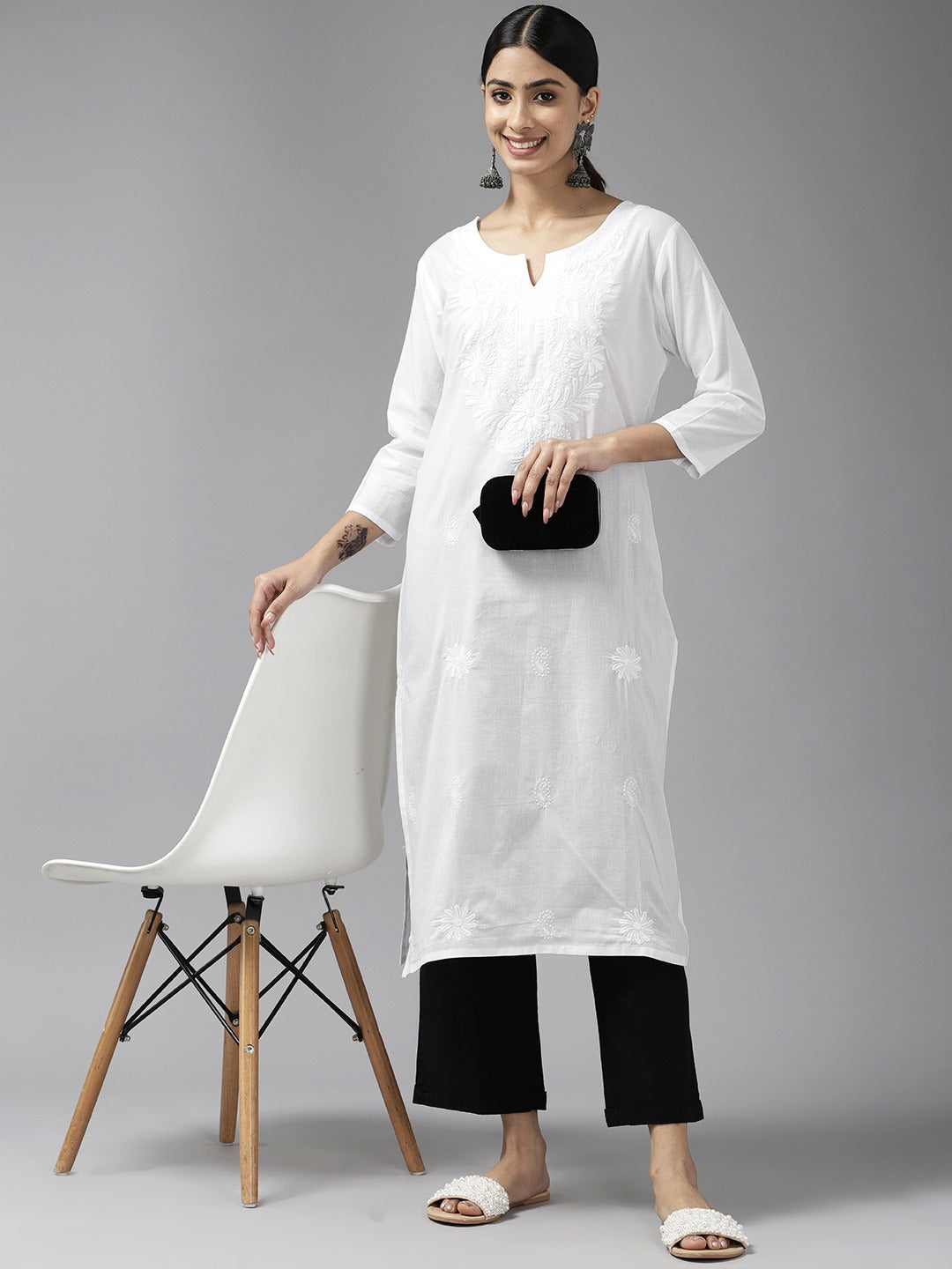 Women's White Cotton Embroidered Cotton Kurta by Yufta, suitable for wholesale buyers, boutiques, retailers, resellers and bulk fashion orders from Trendphoria