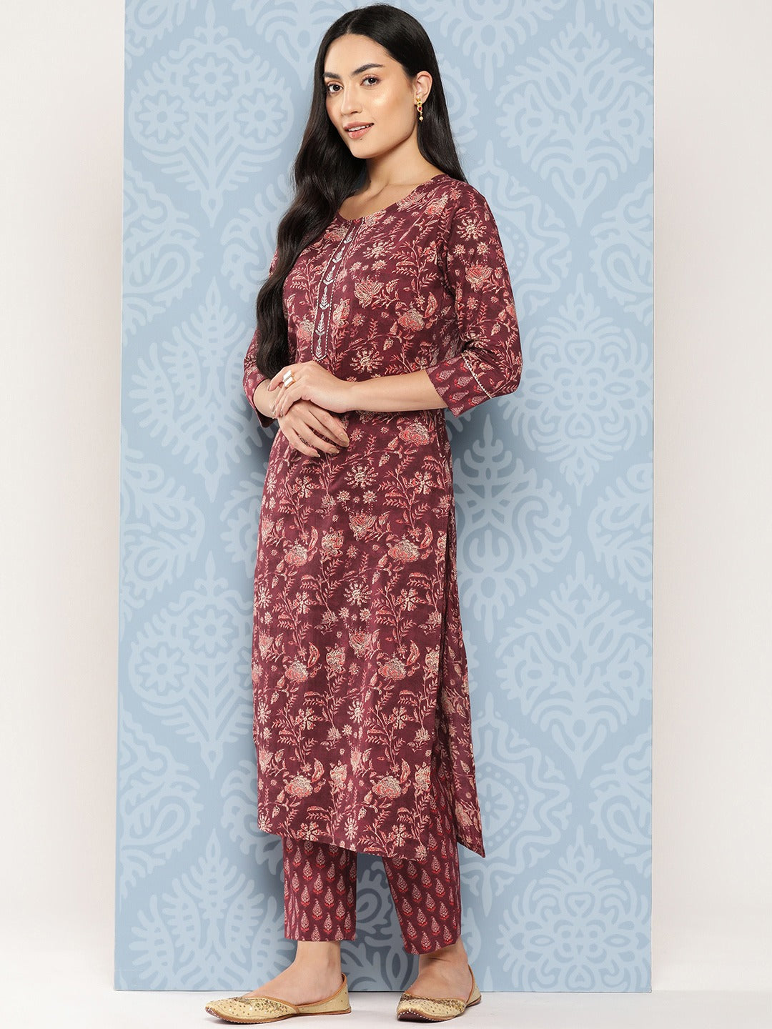 Floral Printed Regular Gotta Patti Pure Cotton Kurta With Trousers & Dupatta