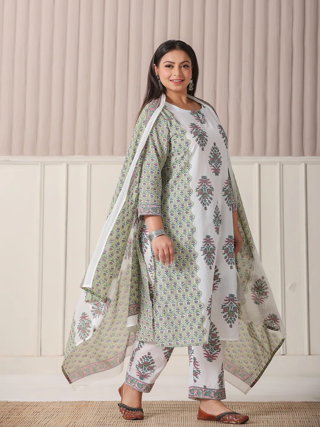 Green And White Hand Embroidery Cotton Plus Size Kurta Dupatta Set