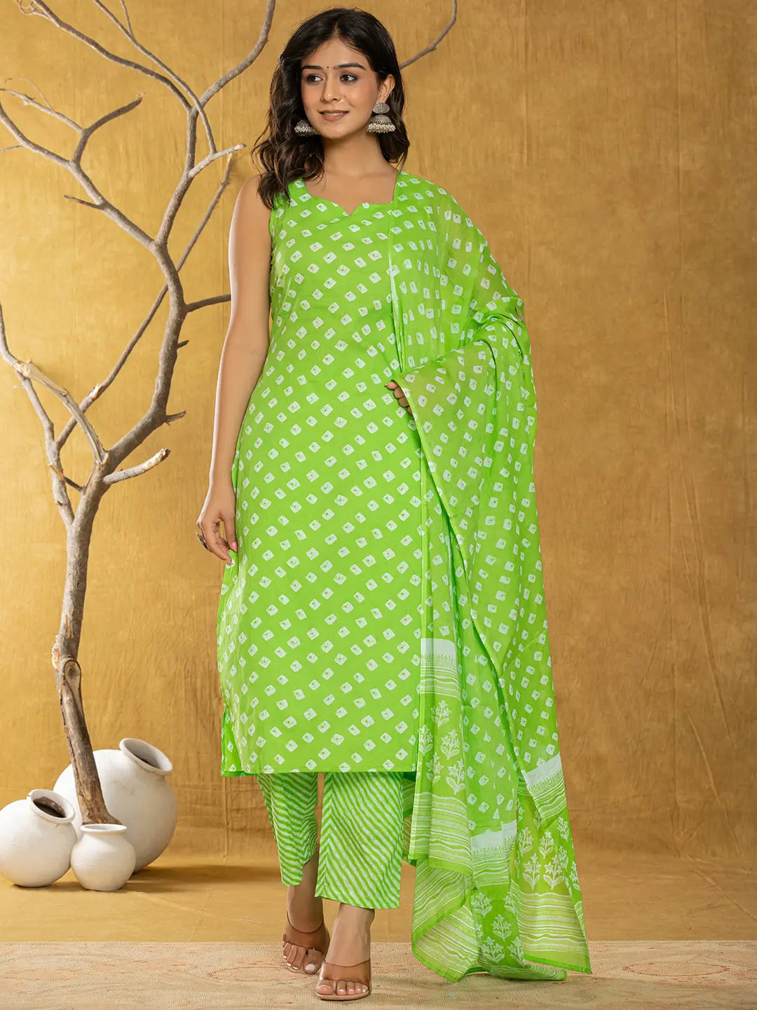 Green Bandhani Cotton Straight Kurta Trouser & Dupatta Set