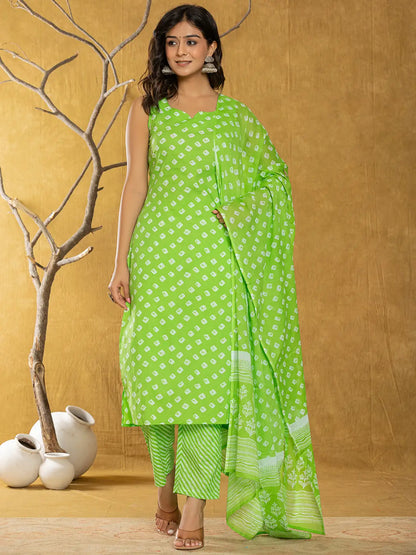 Green Bandhani Cotton Straight Kurta Trouser & Dupatta Set