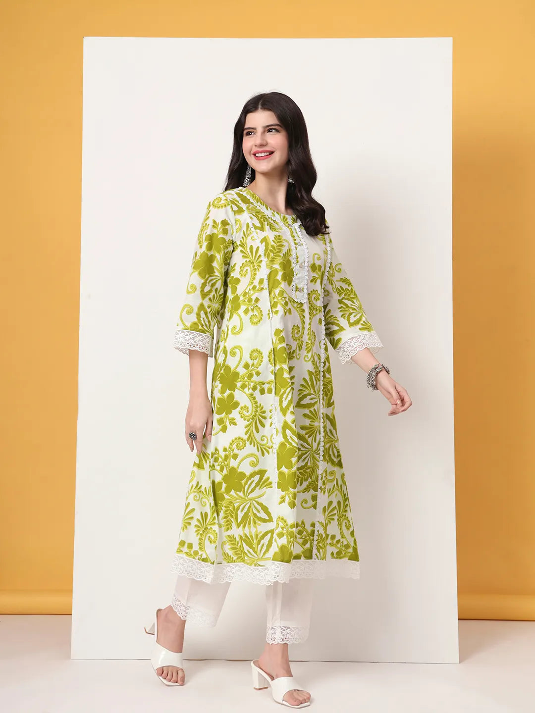 Green Cotton A-Line Kurta Dupatta Pant Set