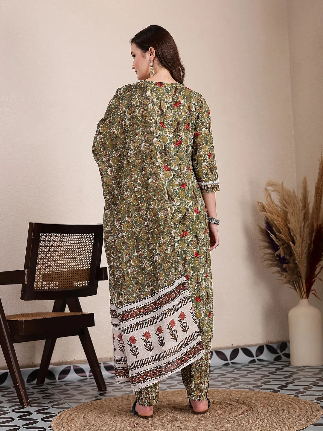 Green Cotton Lace Work On Yoke Straight Kurta Dupatta Pant Set