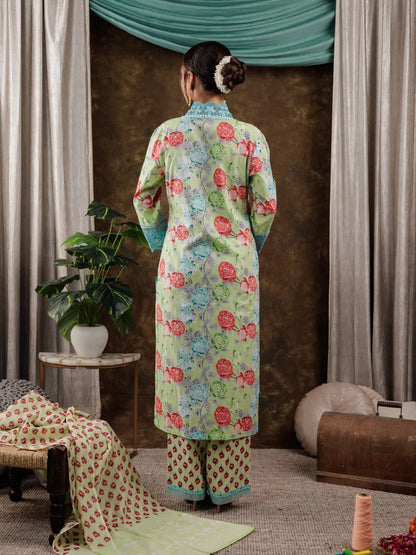 Green Floral Print Pure Cotton Beads Straight Kurta Dupatta Set With Lace Detailing