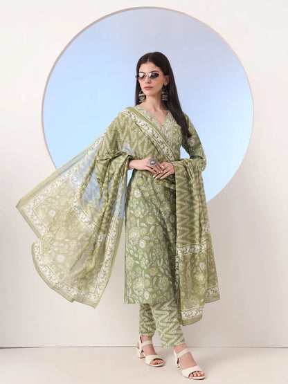 Green Floral Print Straight Zari Work Kurta And Trouser With Dupatta Set