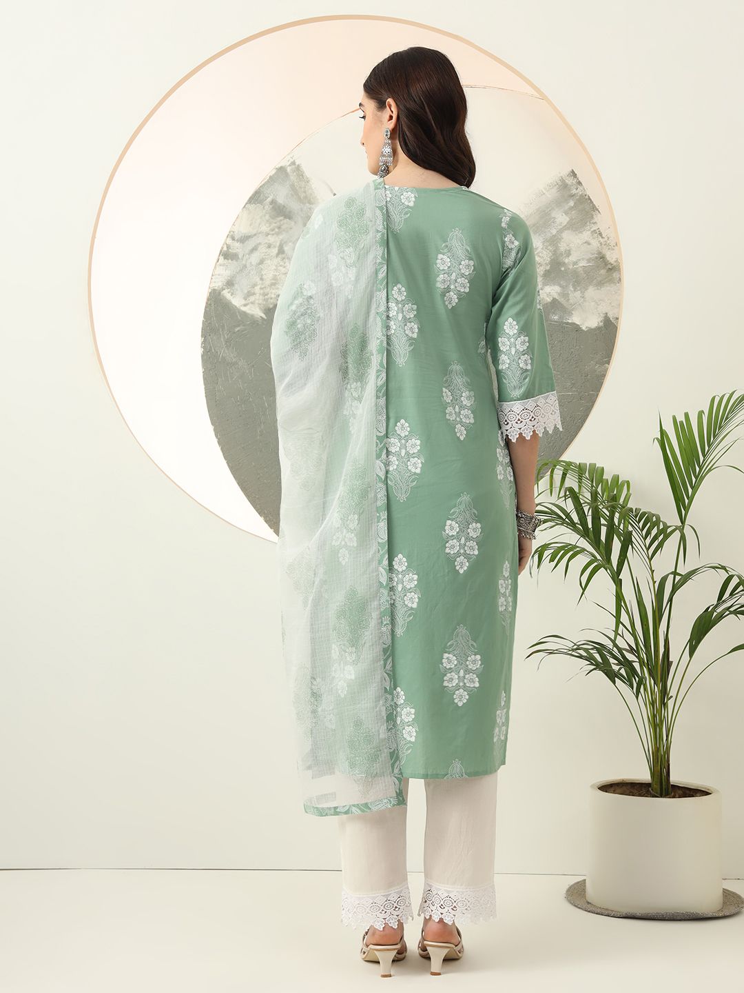 Green Floral Printed Straight Kurta Trouser Dupatta Set