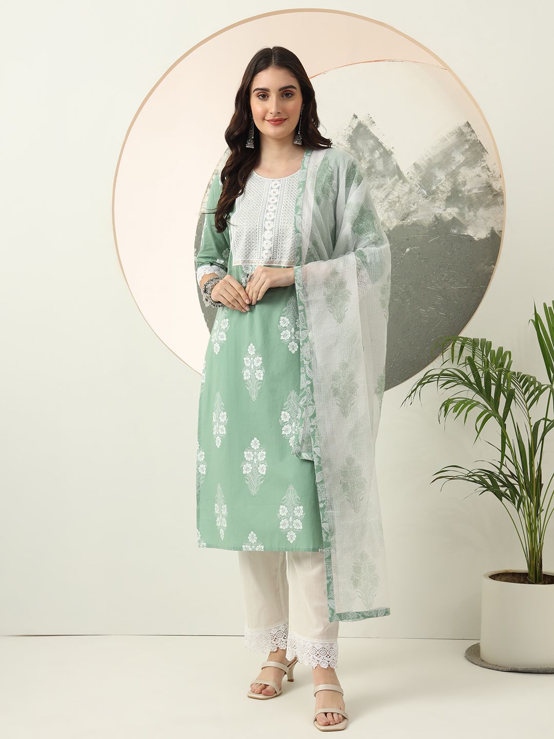 Green Floral Printed Straight Kurta Trouser Dupatta Set