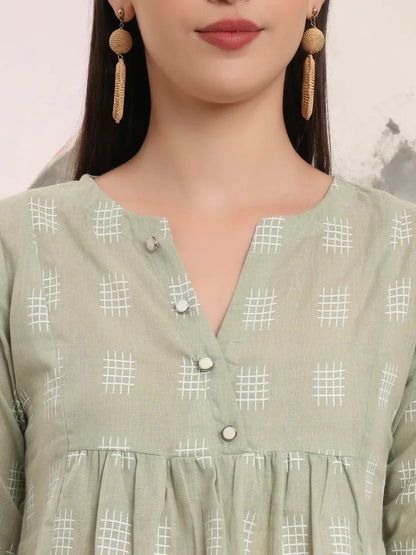 Green Handloom Cotton Gathered Or Pleated Top