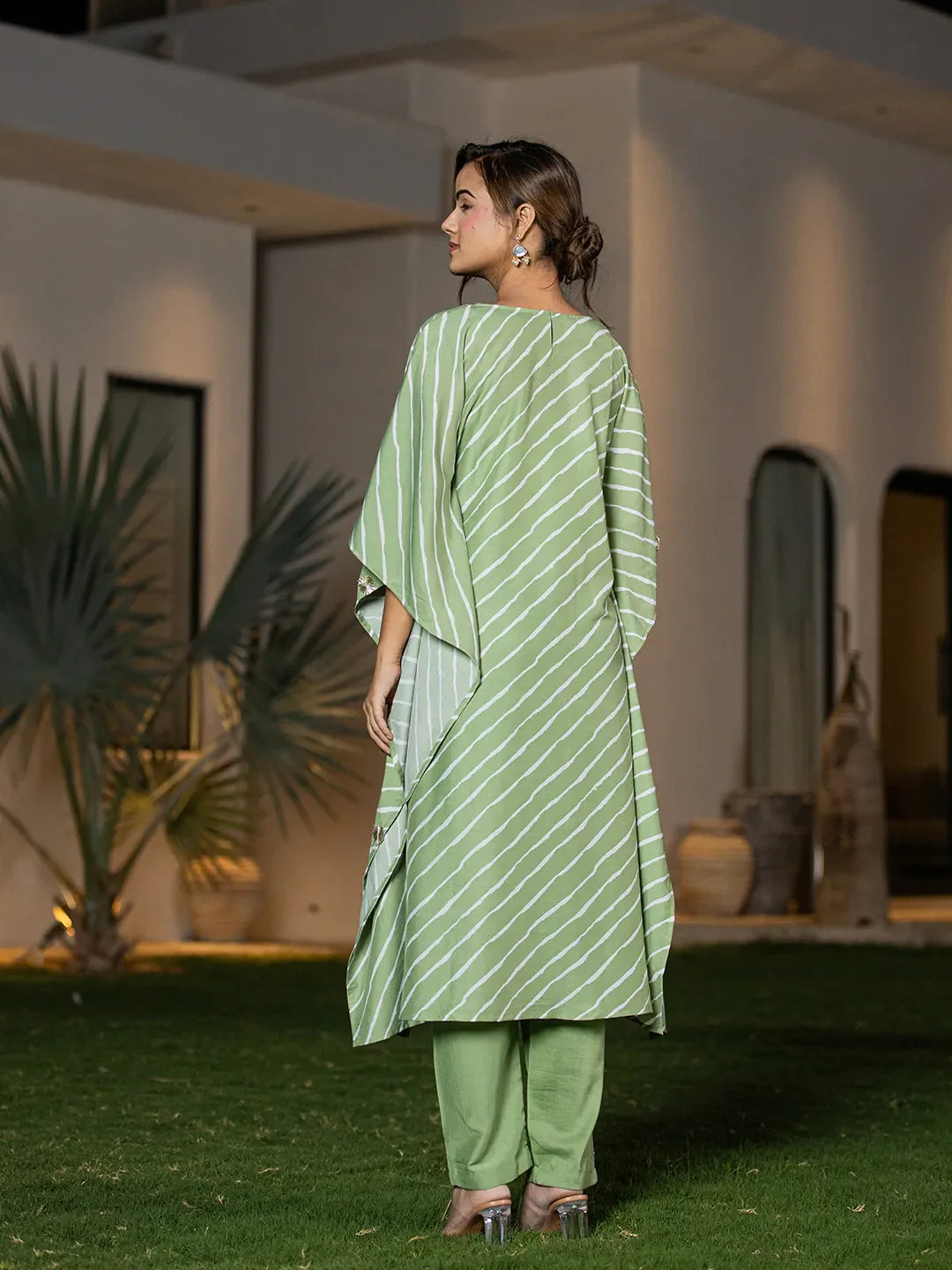 Leheriya Embroidered Kaftan Kurta Set