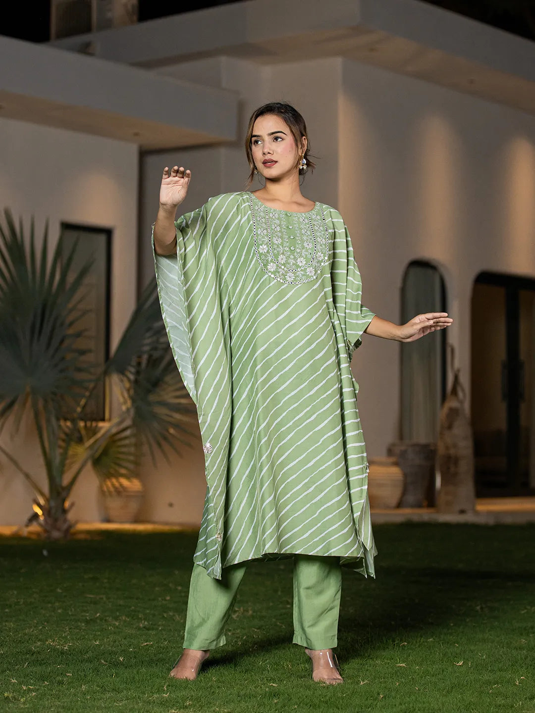 Leheriya Embroidered Kaftan Kurta Set