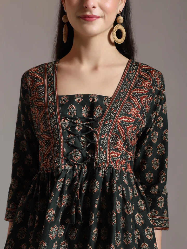 Green Pure Cotton Ethnic Motifs Dori Work Design Gathered Or Pleated Top